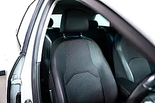 Used 2019 SEAT Leon Fr ST White - Interior and Exterior details 4