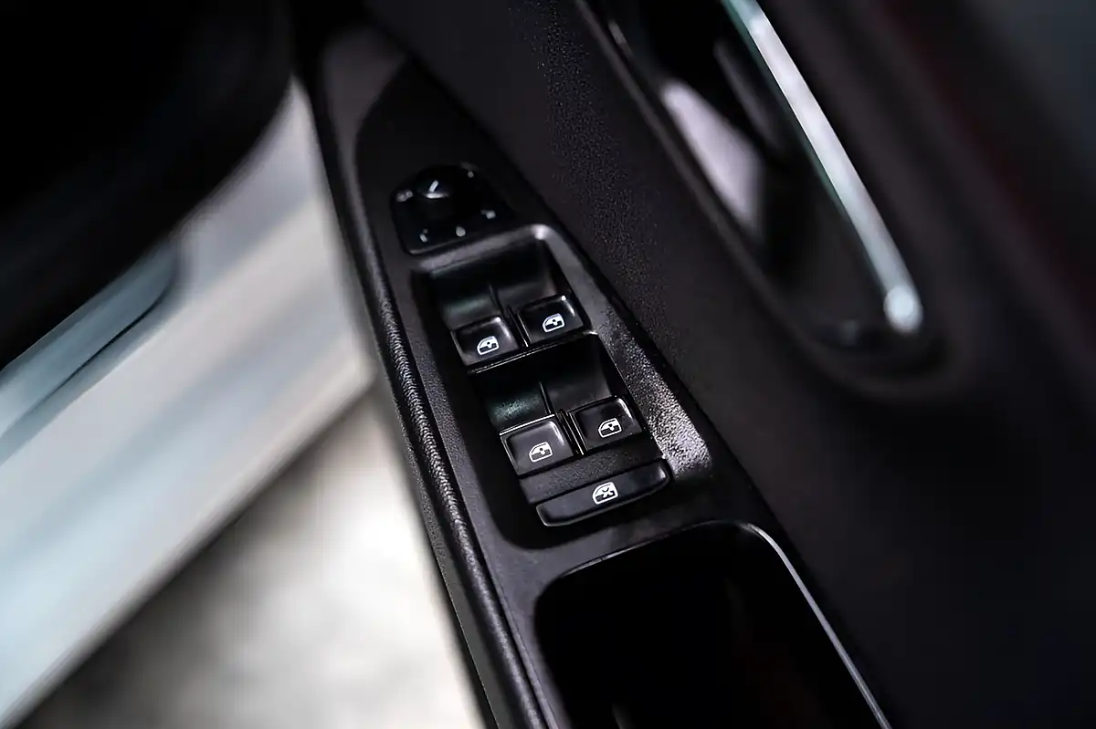 Used 2019 SEAT Leon Fr ST White - Interior and Exterior details 9