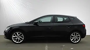 Used 2019 SEAT Leon Fr Technology Black - Interior and Exterior details 6