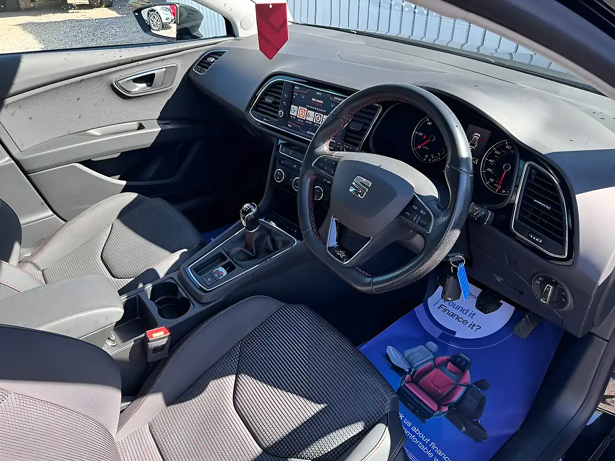 Used 2019 SEAT Leon Fr Technology ST Black - Interior and Exterior details 13