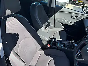 Used 2019 SEAT Leon Fr Technology ST Black - Interior and Exterior details 14