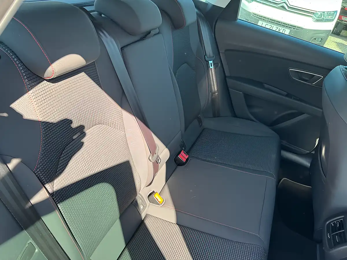 Used 2019 SEAT Leon Fr Technology ST Black - Interior and Exterior details 16