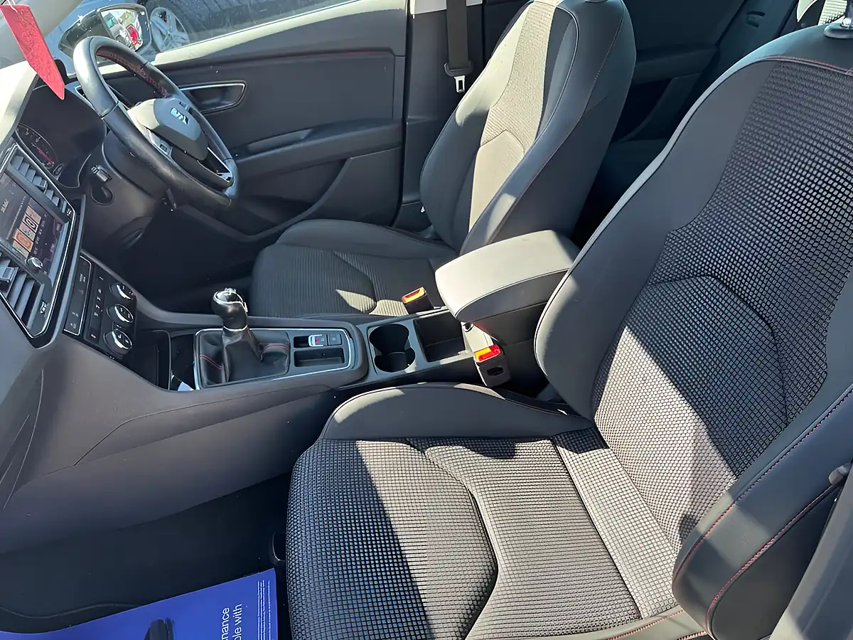 Used 2019 SEAT Leon Fr Technology ST Black - Interior and Exterior details 18