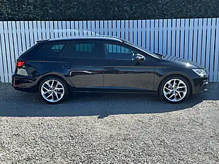 Used 2019 SEAT Leon Fr Technology ST Black - Interior and Exterior details 7