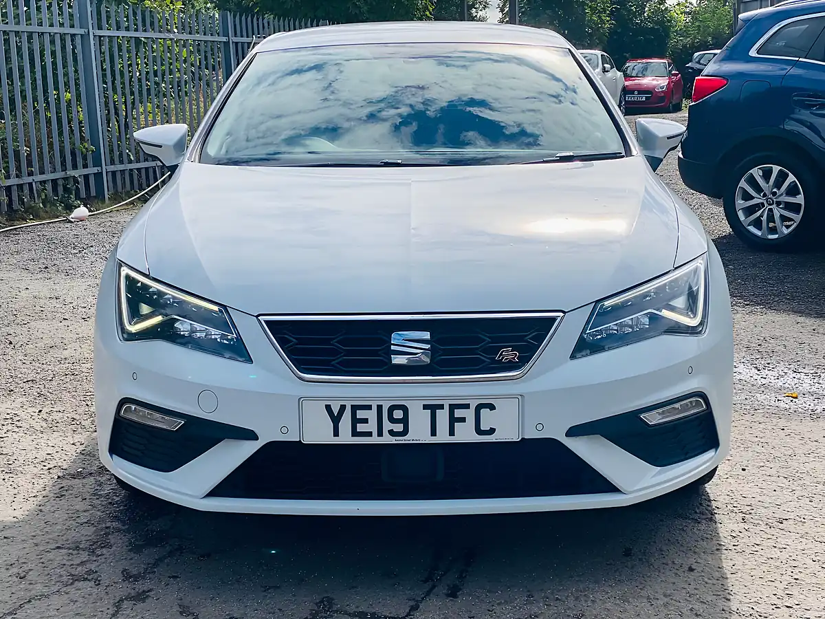 Used 2019 SEAT Leon Fr White - Interior and Exterior details 2