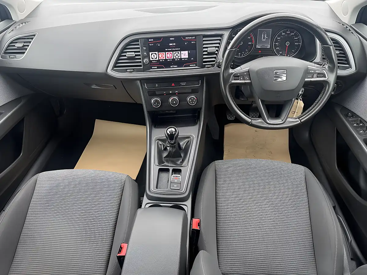 Used 2019 SEAT Leon Se Black - Interior and Exterior details 13