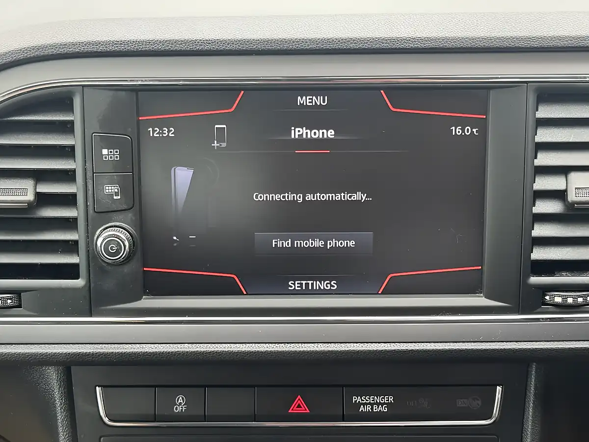 Used 2019 SEAT Leon Se Black - Interior and Exterior details 16