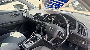 Used 2019 SEAT Leon Se Dynamic Black - Interior and Exterior details 5