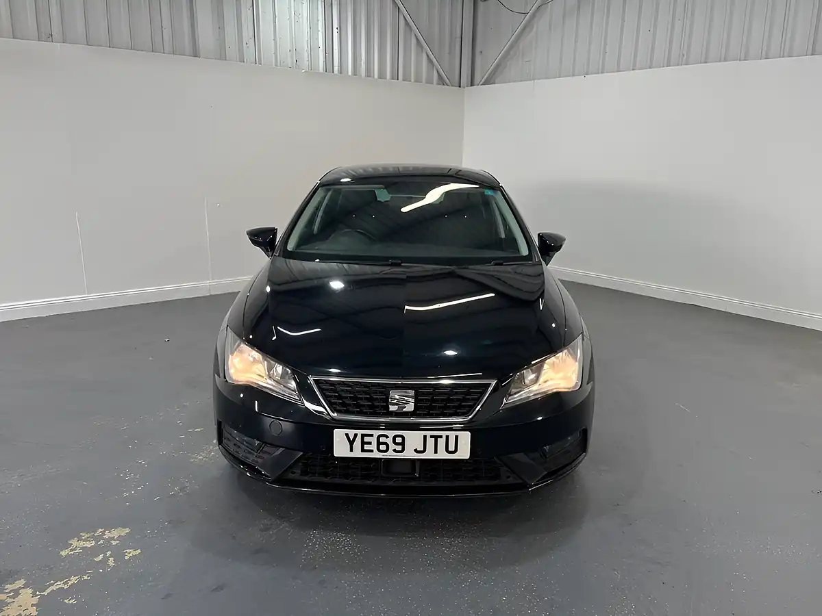 Used 2019 SEAT Leon Se Dynamic Black - Interior and Exterior details 2