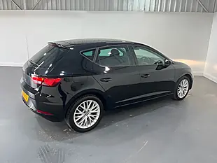 Used 2019 SEAT Leon Se Dynamic Black - Interior and Exterior details 4