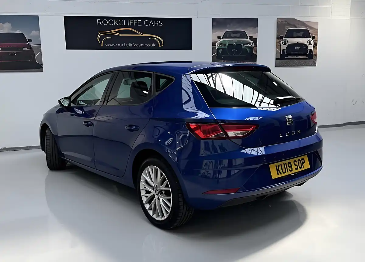 Used 2019 SEAT Leon Se Dynamic Blue - Interior and Exterior details 4
