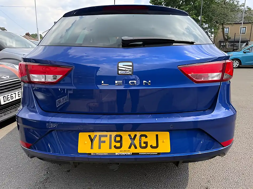 Used 2019 SEAT Leon Se Dynamic Blue - Interior and Exterior details 10