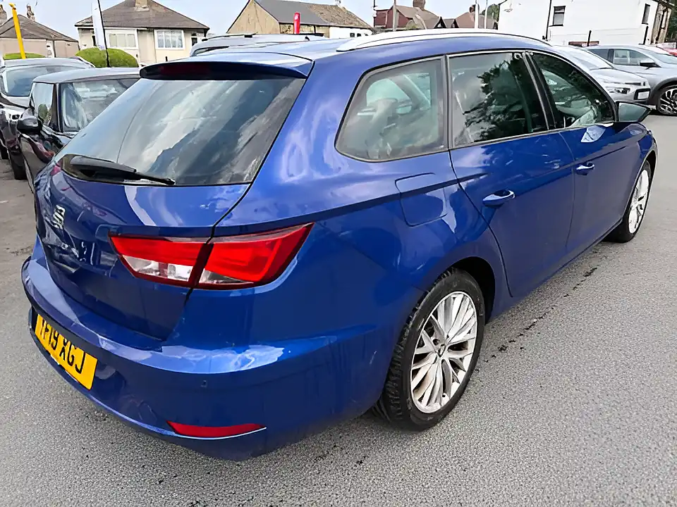 Used 2019 SEAT Leon Se Dynamic Blue - Interior and Exterior details 16