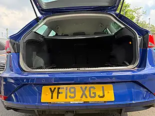 Used 2019 SEAT Leon Se Dynamic Blue - Interior and Exterior details 17
