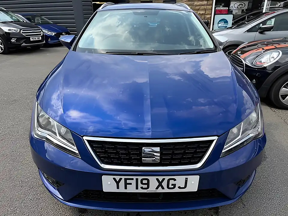 Used 2019 SEAT Leon Se Dynamic Blue - Interior and Exterior details 2