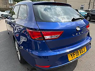 Used 2019 SEAT Leon Se Dynamic Blue - Interior and Exterior details 9