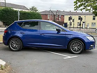 Used 2019 SEAT Leon Se Dynamic Blue - Interior and Exterior details 8