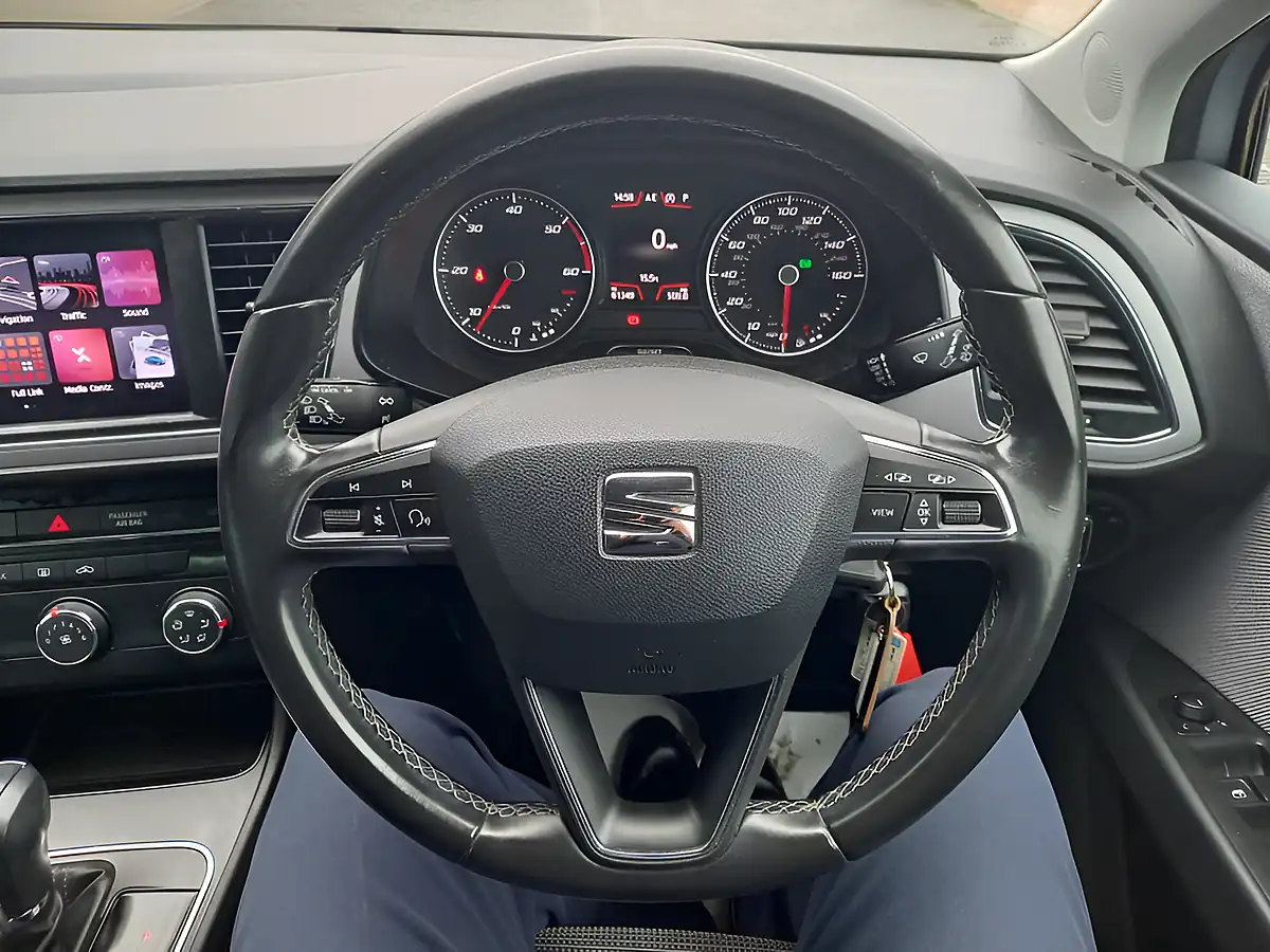 Used 2019 SEAT Leon Se Dynamic [ez] Silver - Interior and Exterior details 15