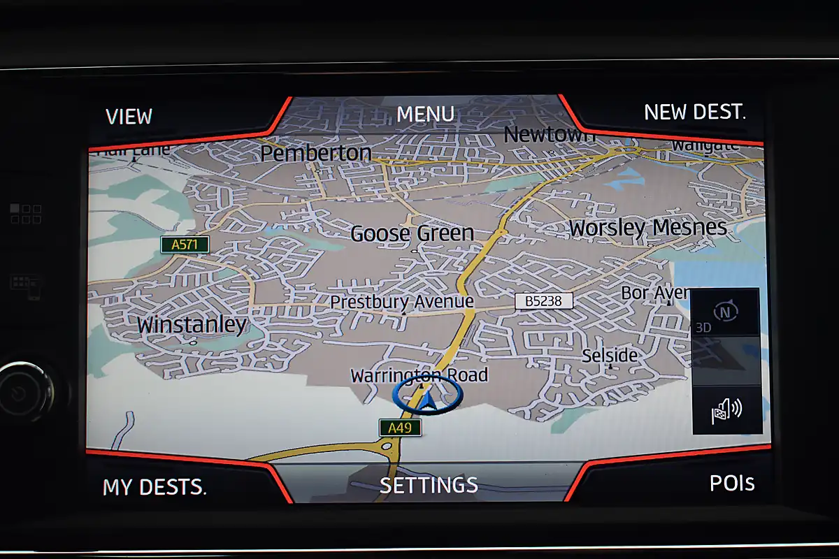Used 2019 SEAT Leon Se Dynamic Midnight Black - Interior and Exterior details 10