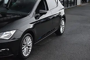 Used 2019 SEAT Leon Se Dynamic Midnight Black - Interior and Exterior details 11