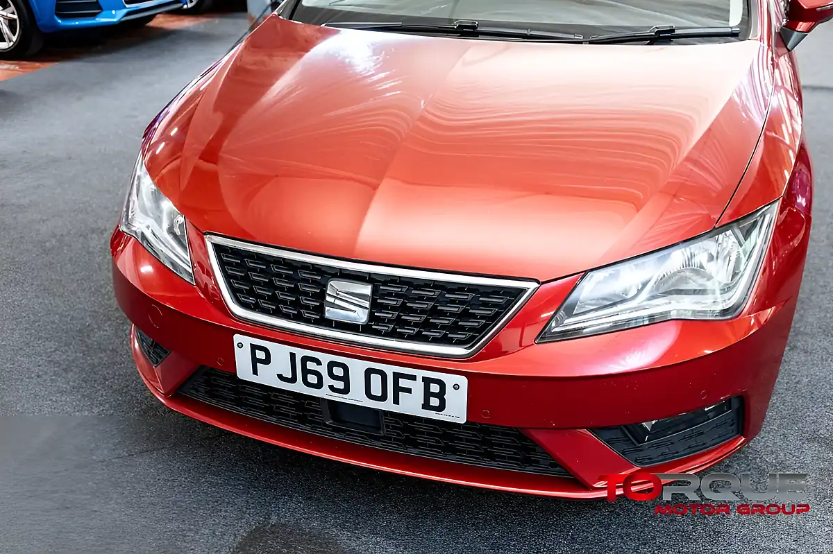 Used 2019 SEAT Leon Se Dynamic Red - Interior and Exterior details 11