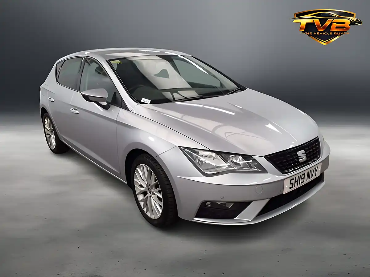 Used 2019 SEAT Leon Se Dynamic Silver - Front View