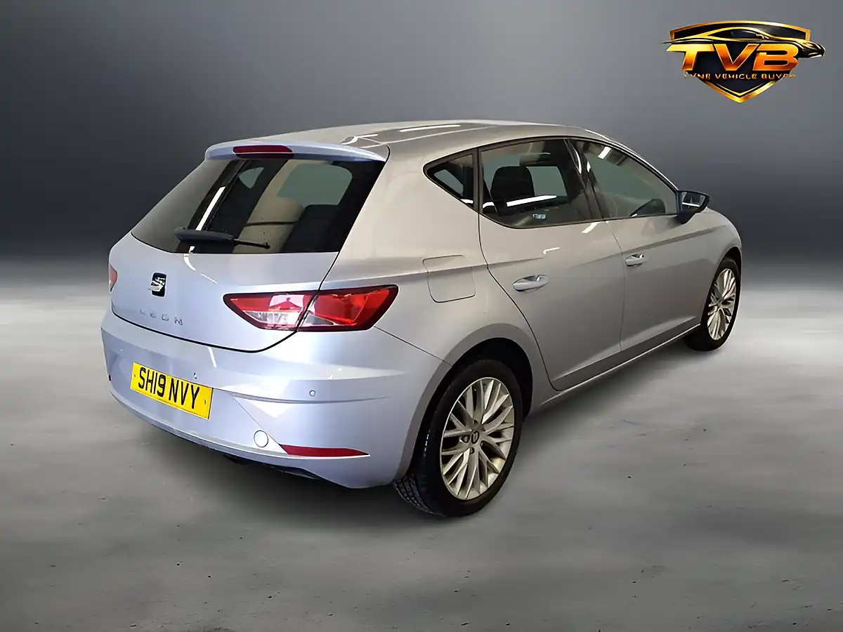 Used 2019 SEAT Leon Se Dynamic Silver - Interior and Exterior details 2