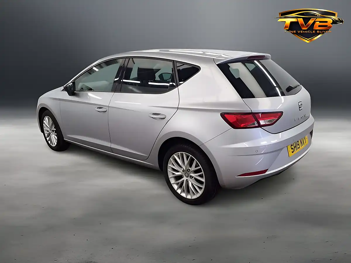 Used 2019 SEAT Leon Se Dynamic Silver - Interior and Exterior details 5