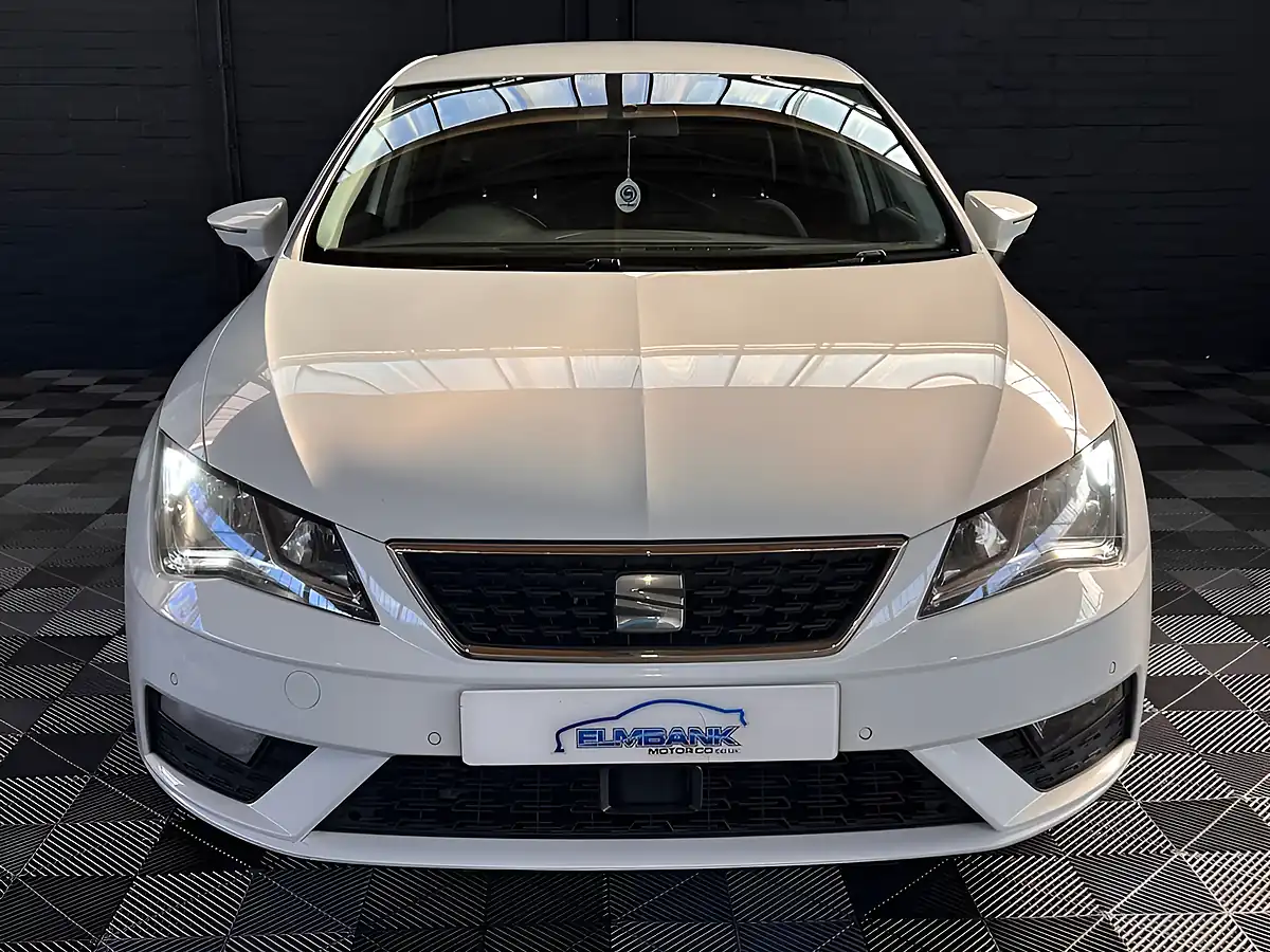 Used 2019 SEAT Leon Se Dynamic White - Interior and Exterior details 8