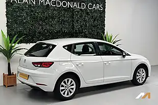 Used 2019 SEAT Leon Se White - Interior and Exterior details 11