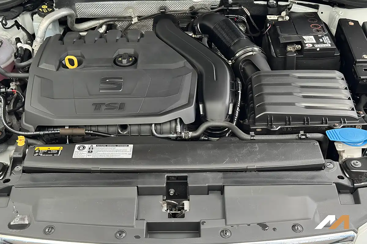 Used 2019 SEAT Leon Se White - Interior and Exterior details 13