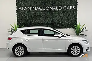 Used 2019 SEAT Leon Se White - Interior and Exterior details 3