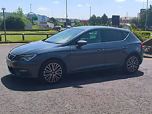 Used 2019 SEAT Leon Xcellence Lux Grey - Interior and Exterior details 11