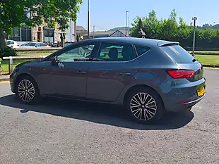 Used 2019 SEAT Leon Xcellence Lux Grey - Interior and Exterior details 14