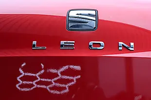 Used 2019 SEAT Leon Xcellence Lux ST Red - Interior and Exterior details 11