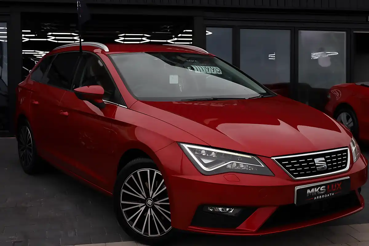 Used 2019 SEAT Leon Xcellence Lux ST Red - Interior and Exterior details 2