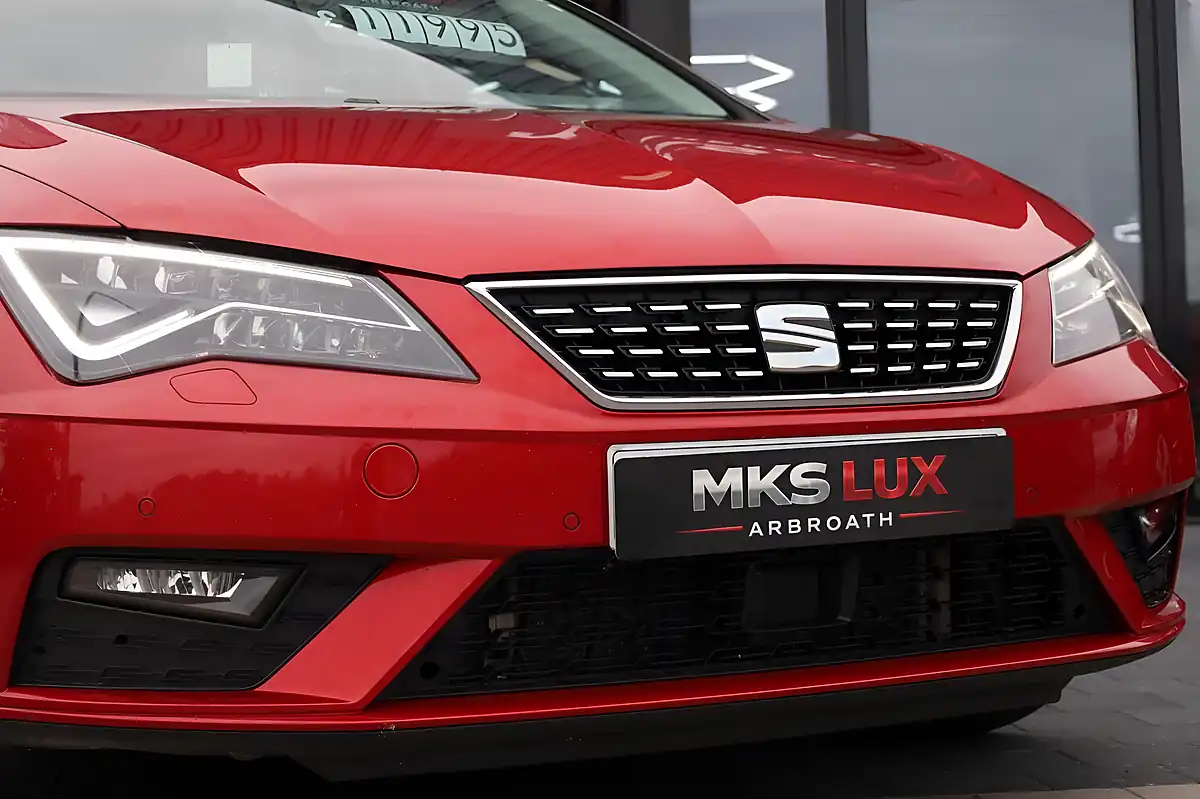 Used 2019 SEAT Leon Xcellence Lux ST Red - Interior and Exterior details 7