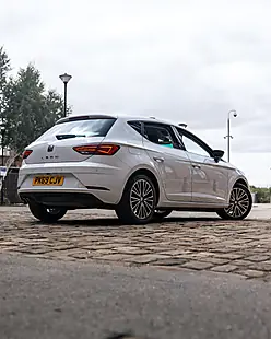 Used 2019 SEAT Leon Xcellence Lux White - Interior and Exterior details 13