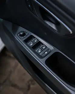 Used 2019 SEAT Leon Xcellence Lux White - Interior and Exterior details 16