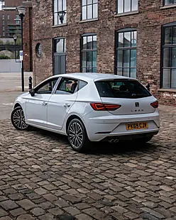 Used 2019 SEAT Leon Xcellence Lux White - Interior and Exterior details 7