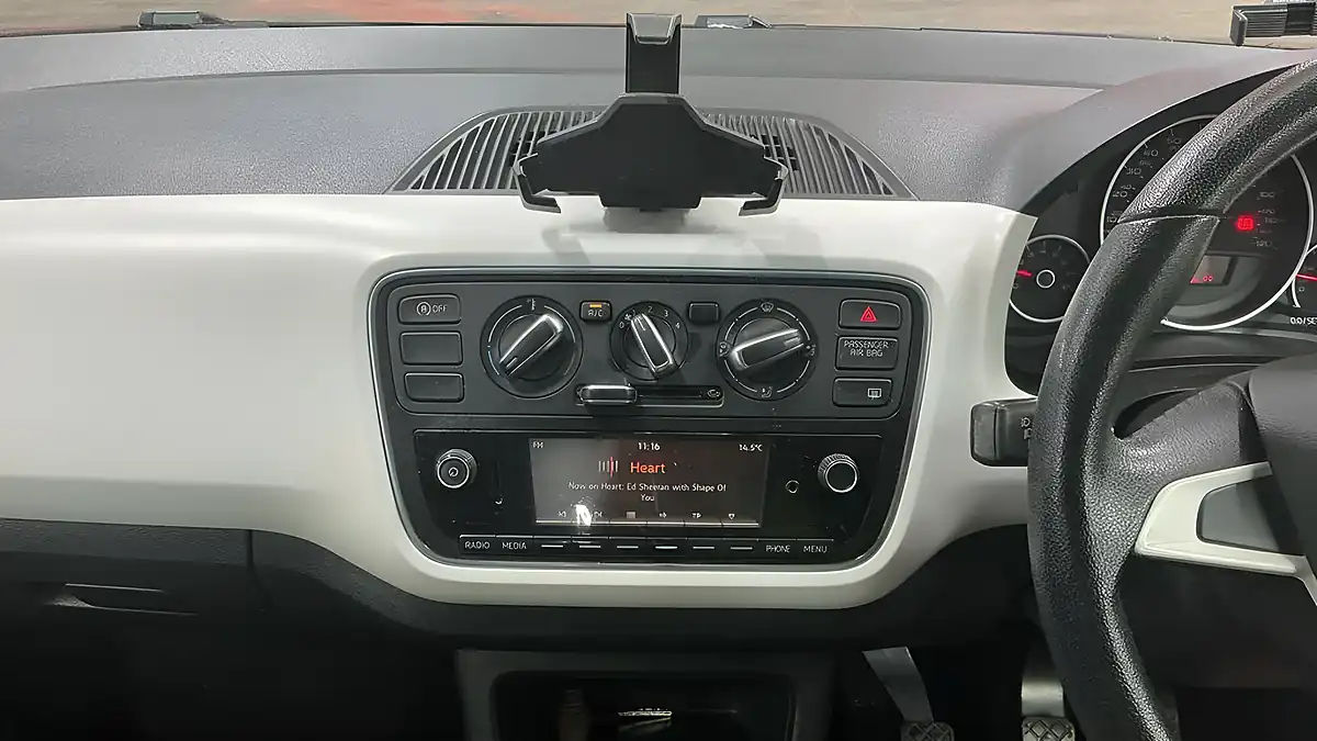Used 2019 SEAT Mii Design Black - Interior and Exterior details 13
