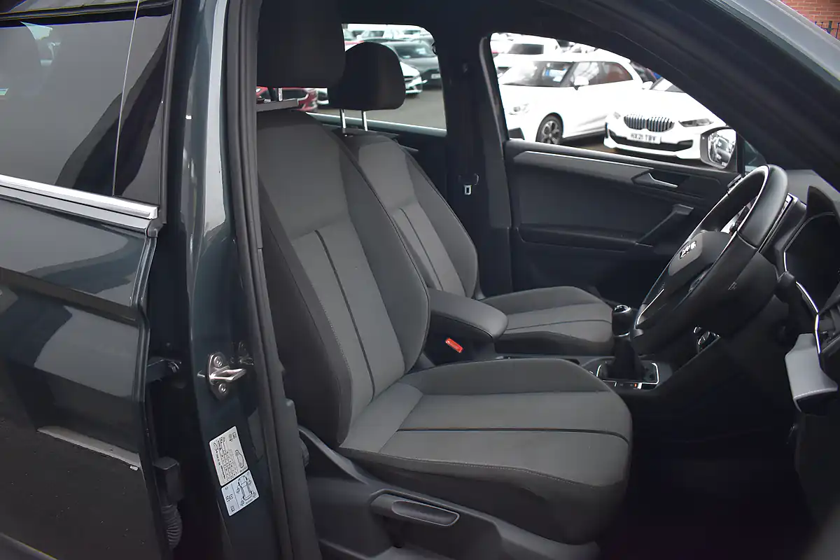 Used 2019 SEAT Tarraco Se First Edition Dark Camouflage - Interior and Exterior details 7