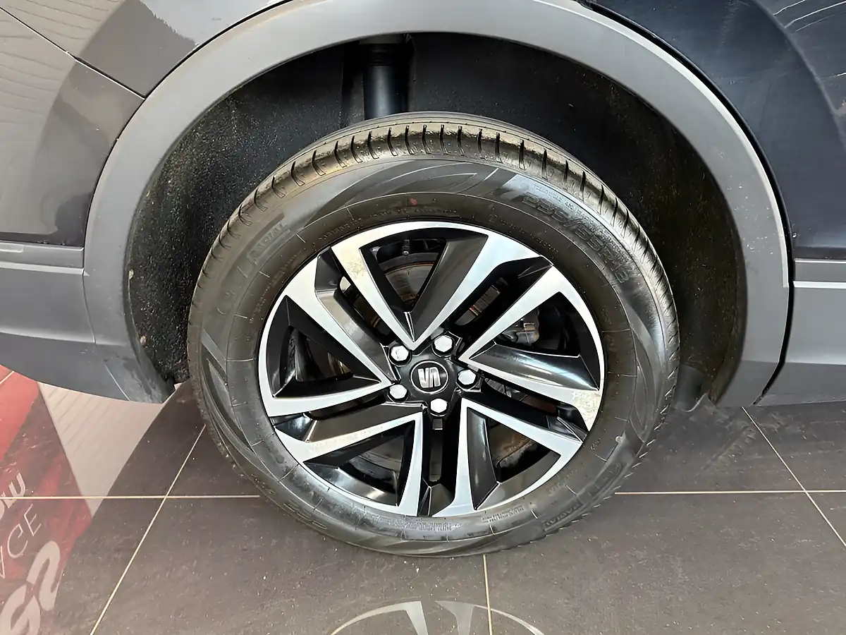 Used 2019 SEAT Tarraco Se Technology Black - Interior and Exterior details 3
