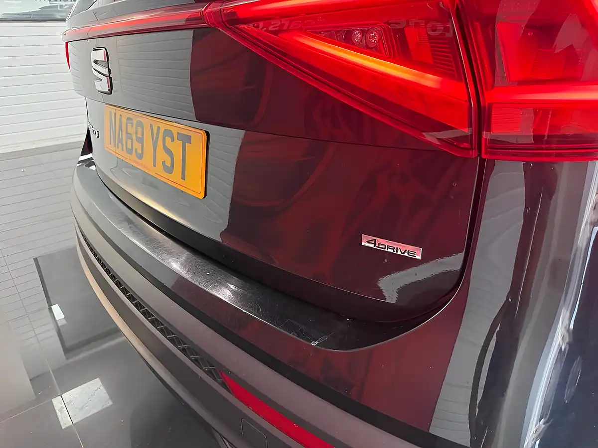 Used 2019 SEAT Tarraco Se Technology Black - Interior and Exterior details 8