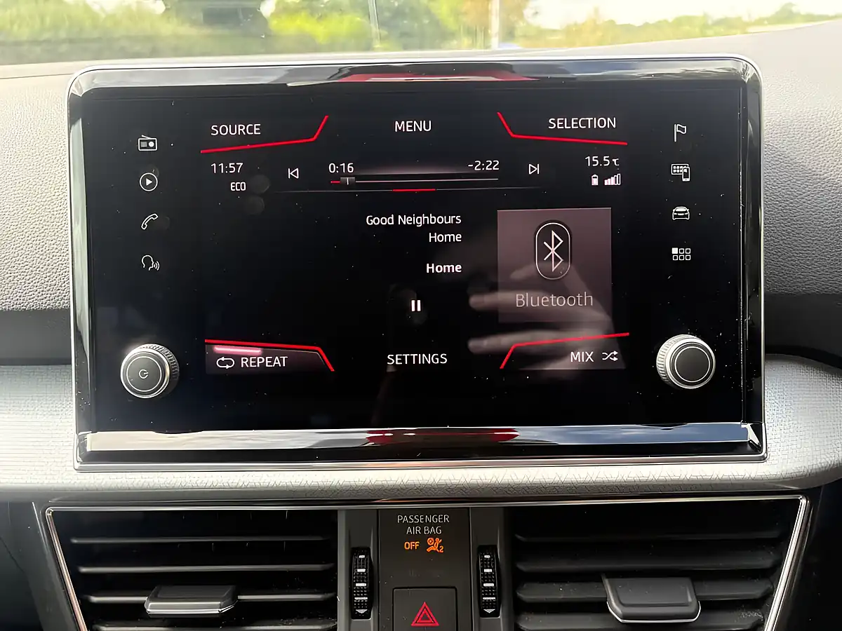 Used 2019 SEAT Tarraco Se Technology Silver - Interior and Exterior details 12