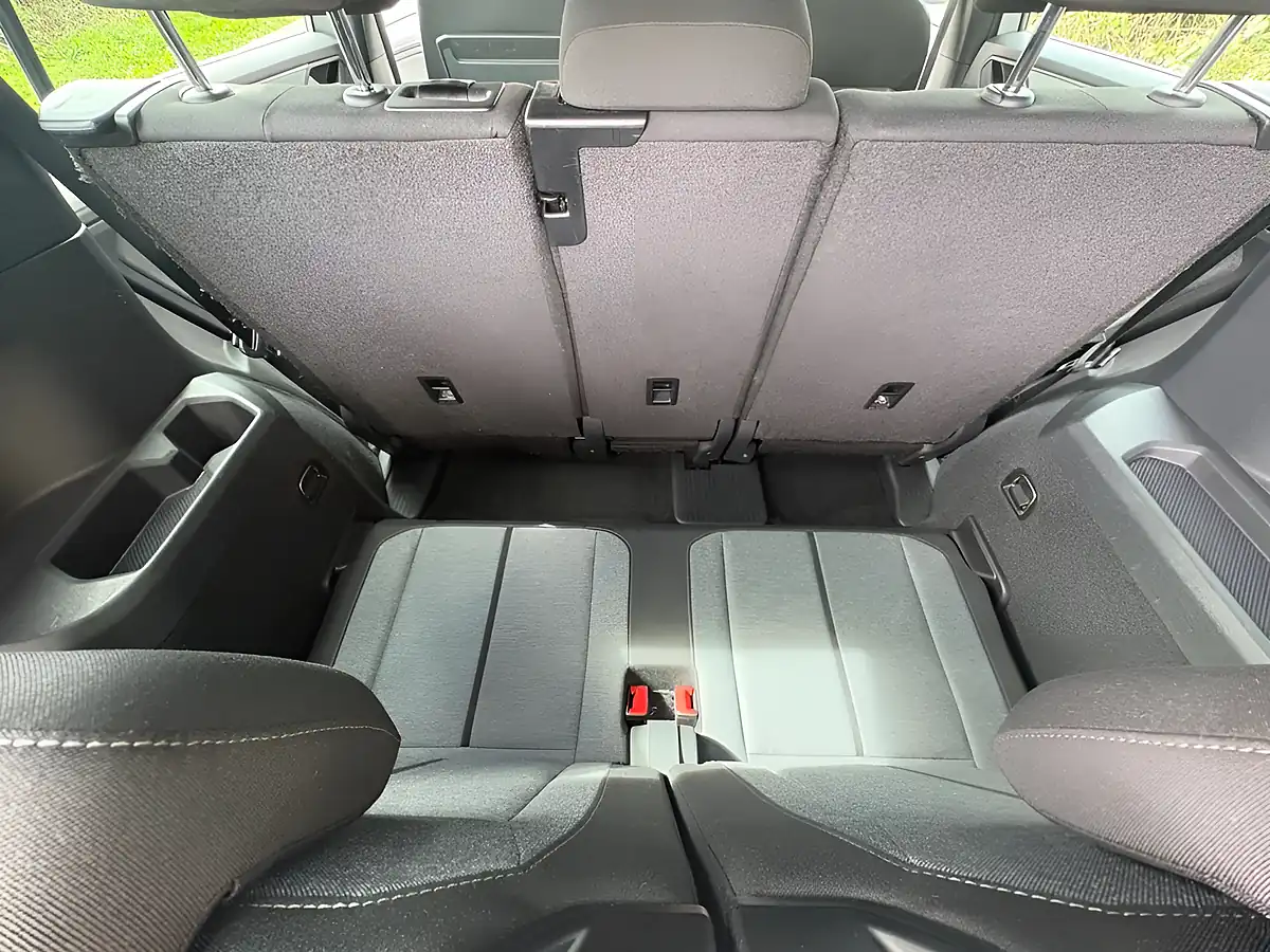 Used 2019 SEAT Tarraco Se Technology Silver - Interior and Exterior details 16