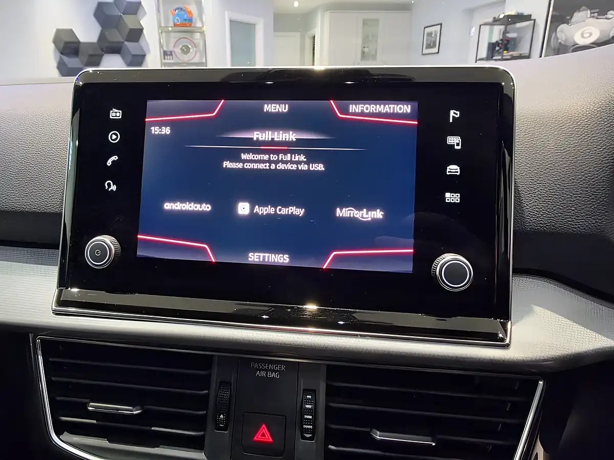 Used 2019 SEAT Tarraco Xcellence Lux Blue - Interior and Exterior details 12