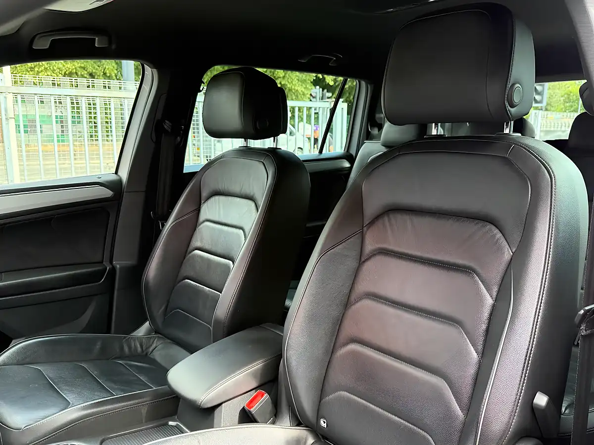 Used 2019 SEAT Tarraco Xcellence Lux Nevada White Metallic - Interior and Exterior details 19