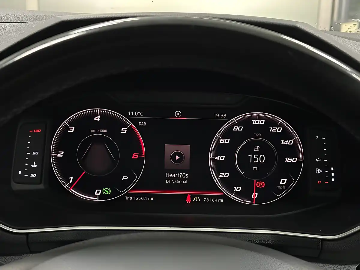 Used 2019 SEAT Tarraco Xcellence Lux White - Interior and Exterior details 15