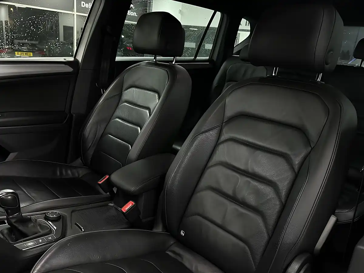 Used 2019 SEAT Tarraco Xcellence Lux White - Interior and Exterior details 19